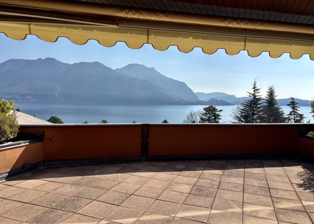 Studio-Apartment mit großer Terrasse mit Seeblick